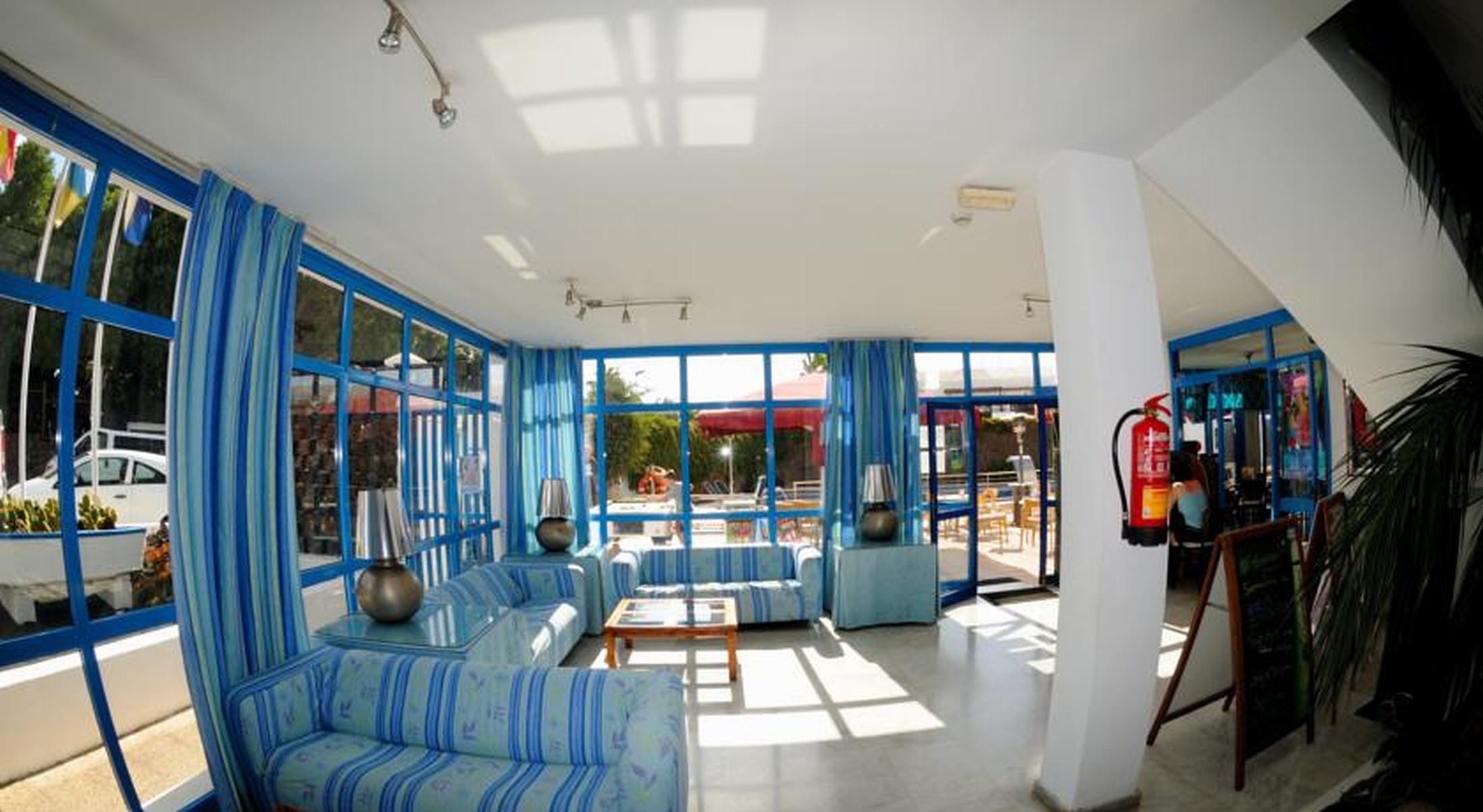 Apartament Costa Volcan & Puerto del Carmen (Lanzarote)