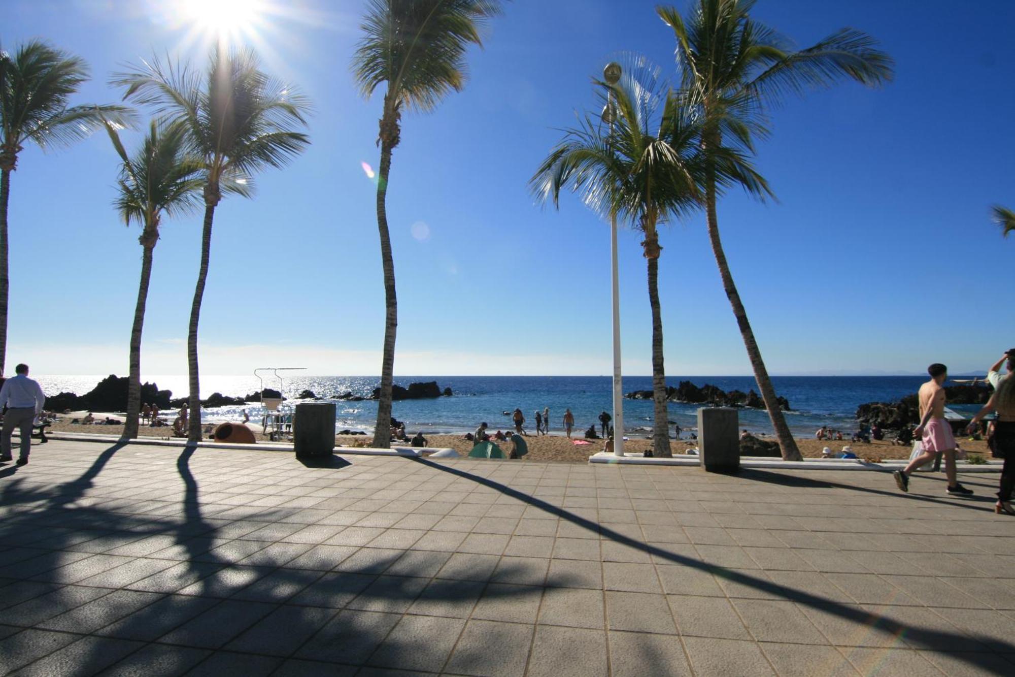 Costa Volcan & Apartament 2*