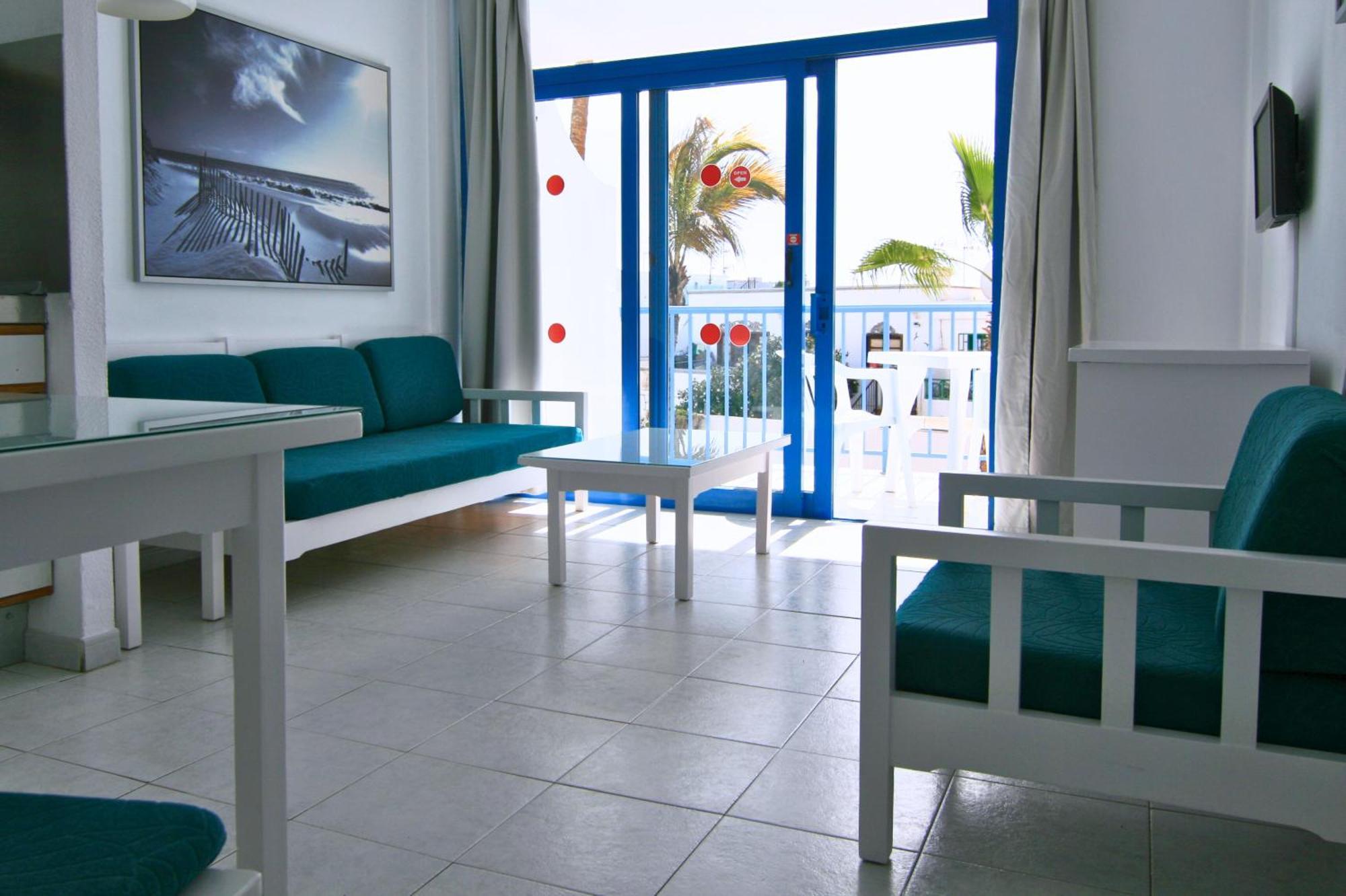 Costa Volcan & Apartament 2*