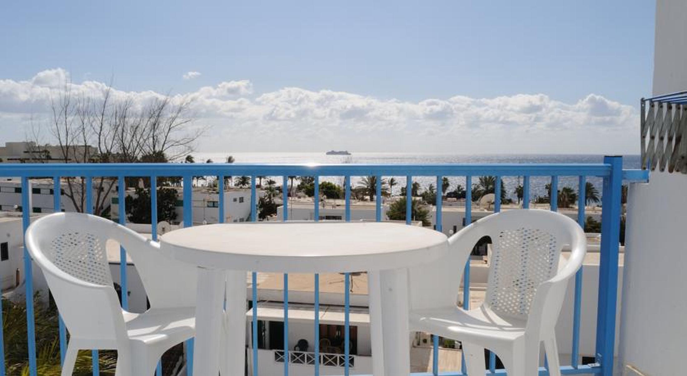 Costa Volcan & Apartment 2*